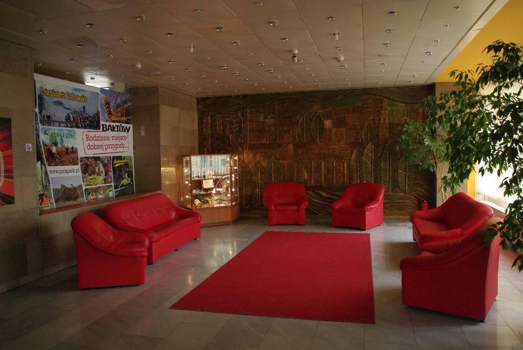 Hotel Accademia Ostrowiec Świętokrzyski Εξωτερικό φωτογραφία
